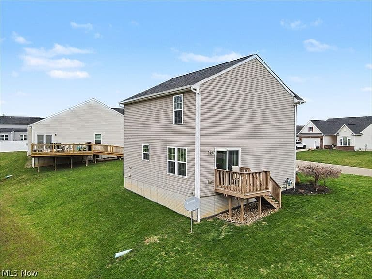 Listing photo 5