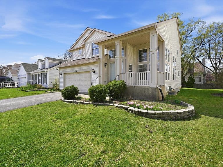 Listing photo 3