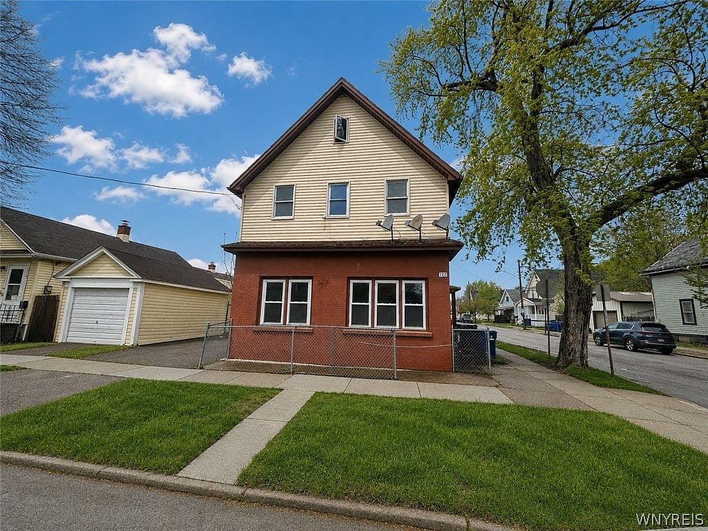 Primary listing photo