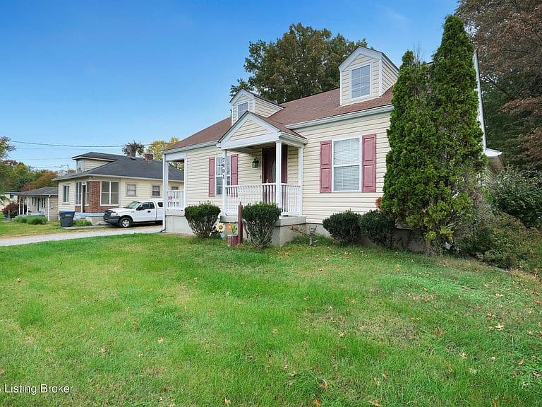 Listing photo 2