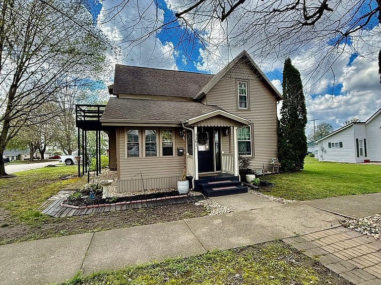 Listing photo 3