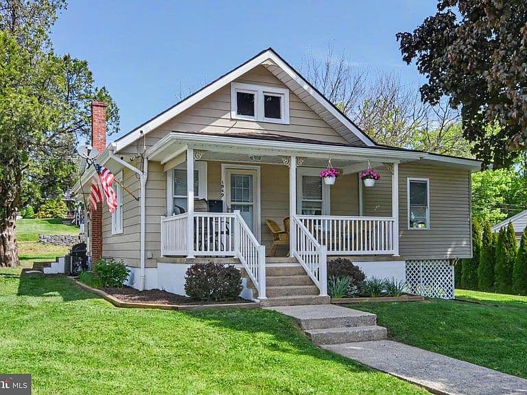 Listing photo 5