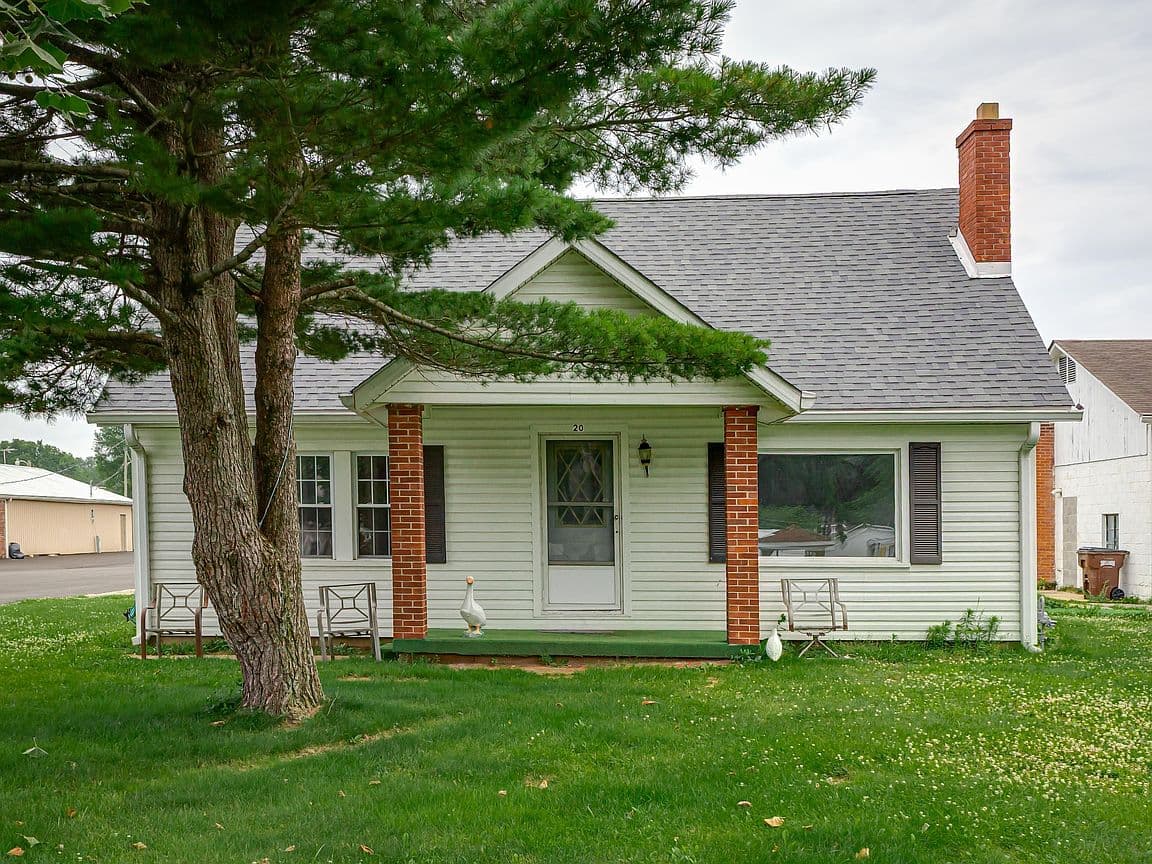 Primary listing photo