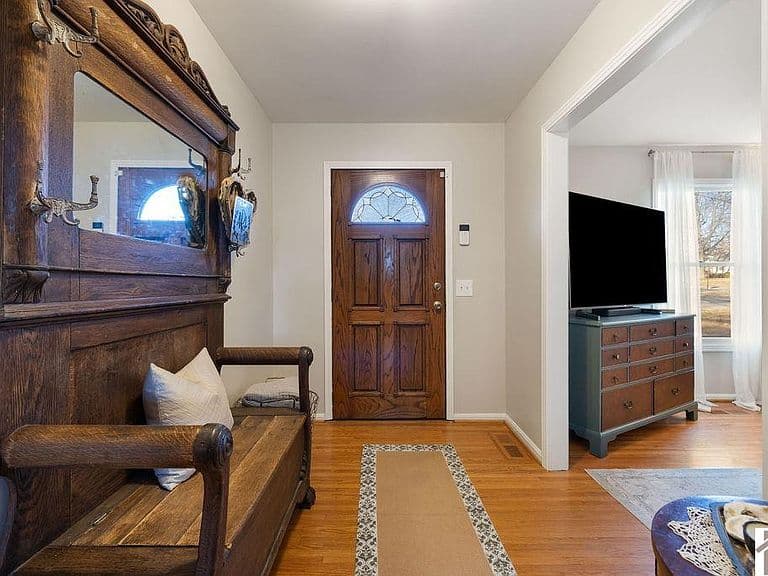 Listing photo 4