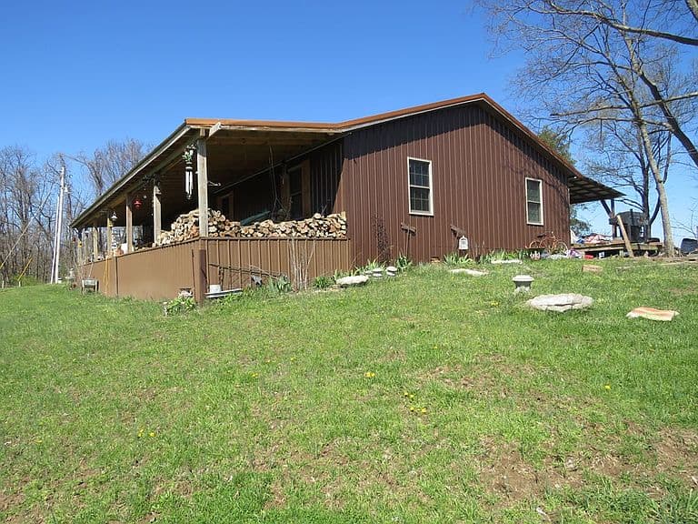 Listing photo 5