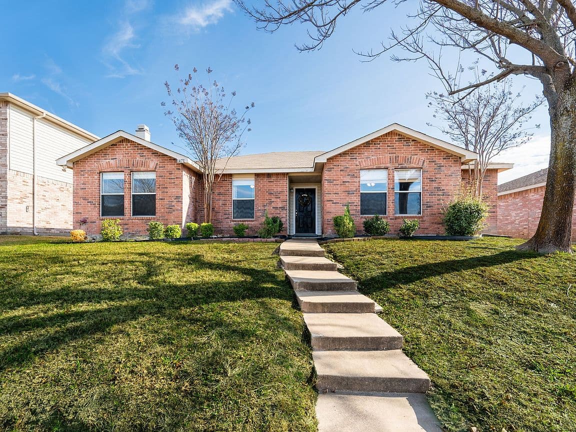 Primary listing photo