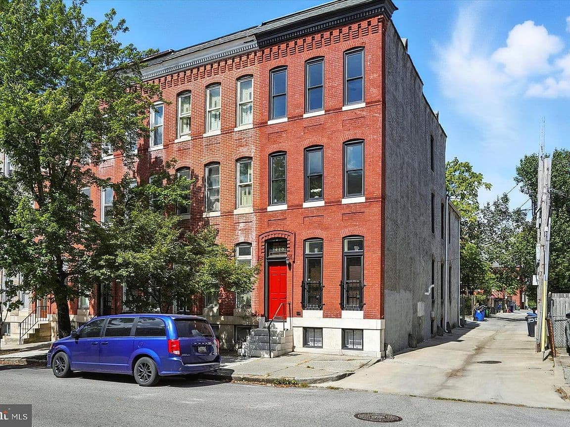 Primary listing photo
