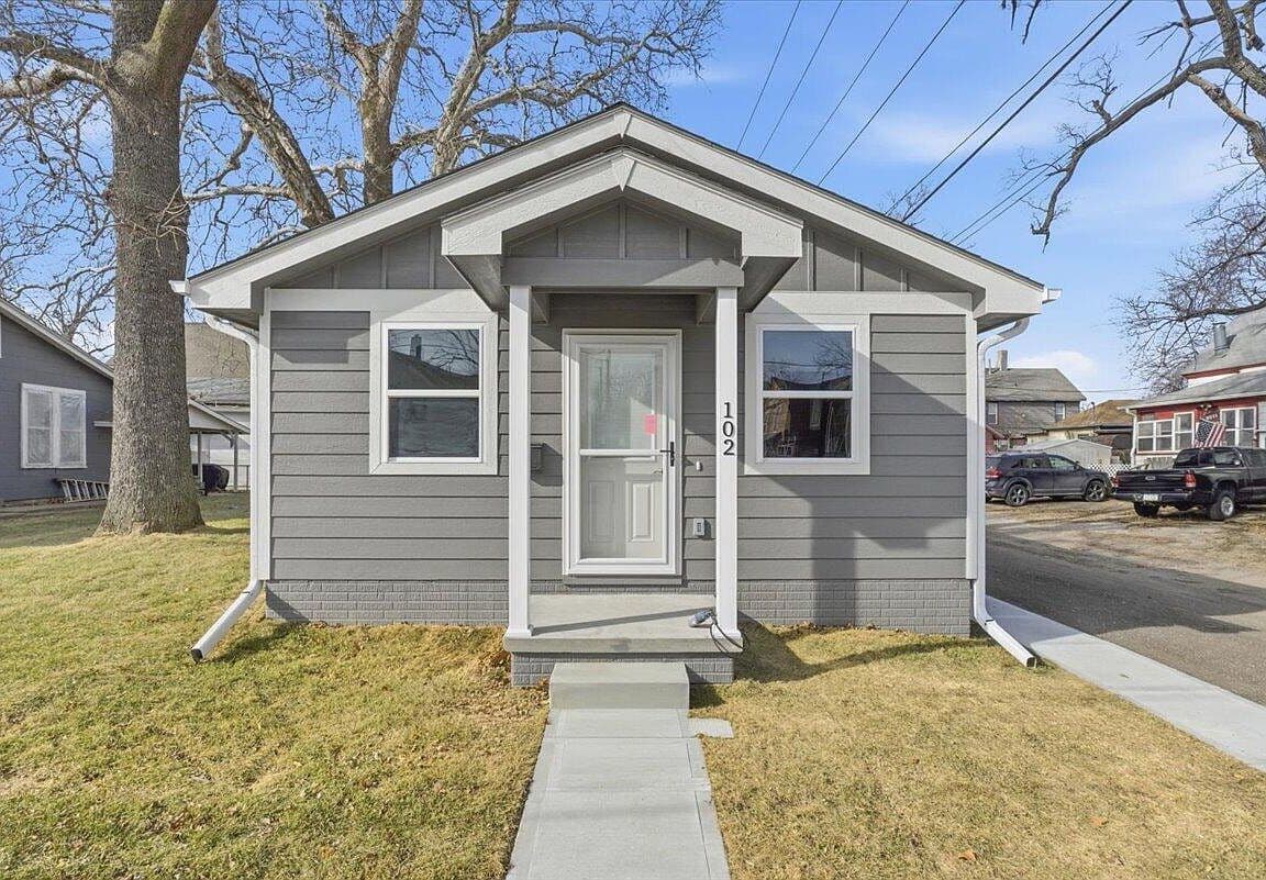 Primary listing photo