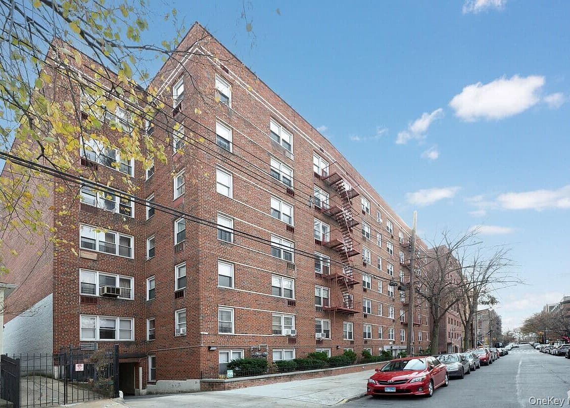 Primary listing photo