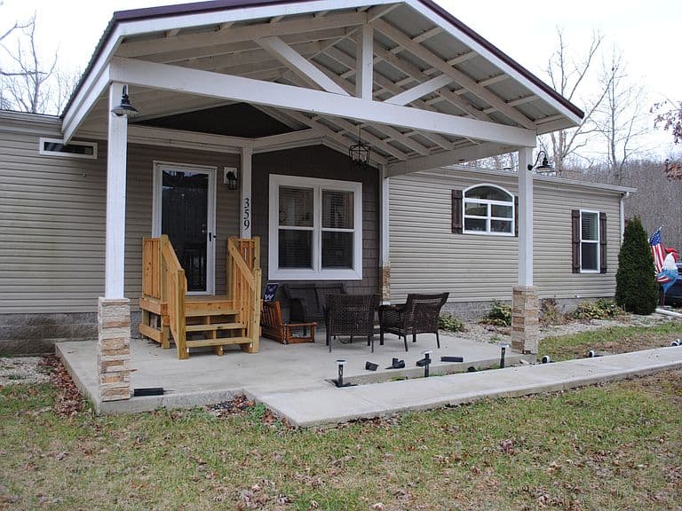 Listing photo 3