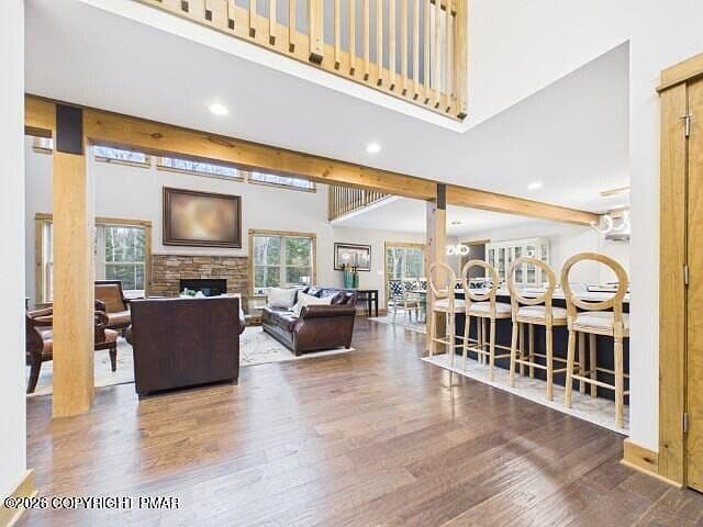 Listing photo 5