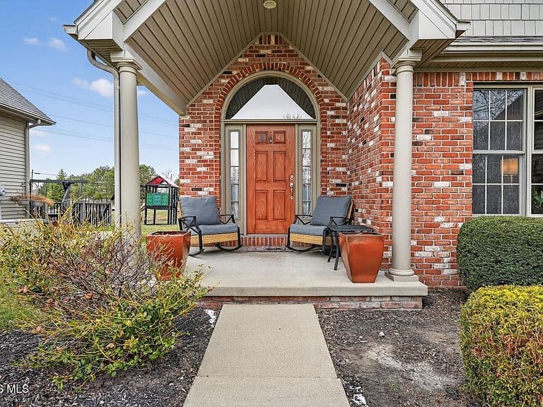 Listing photo 4