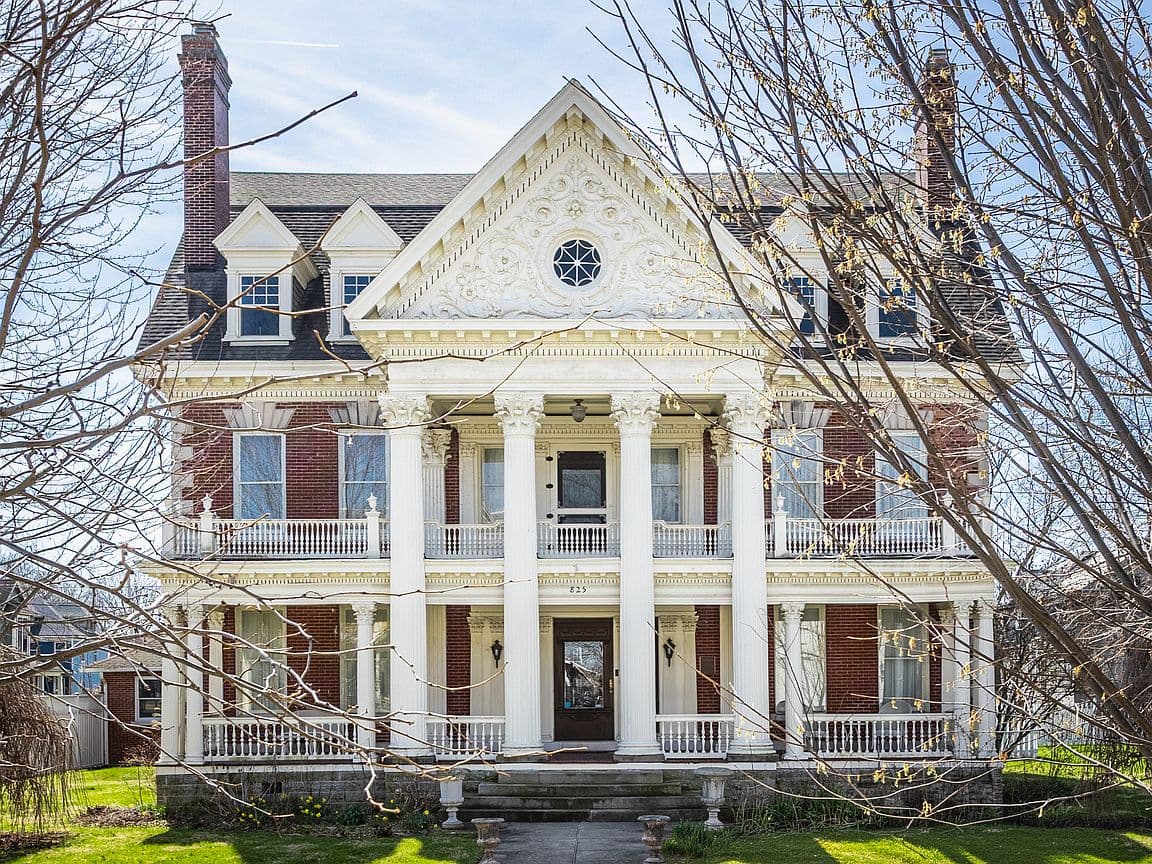 Primary listing photo