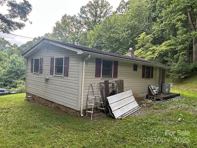 Listing photo 5