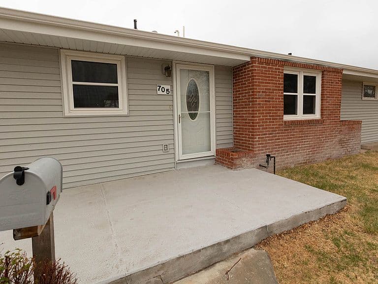 Listing photo 3