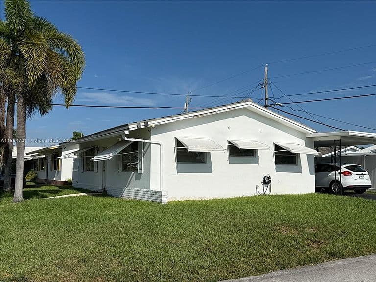 Listing photo 5