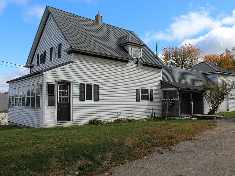 Listing photo