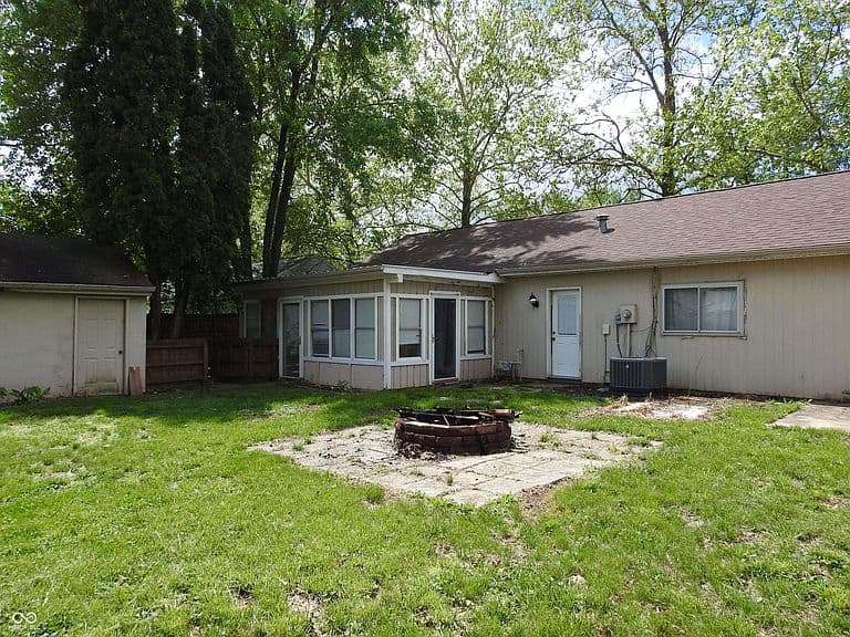 Listing photo 4