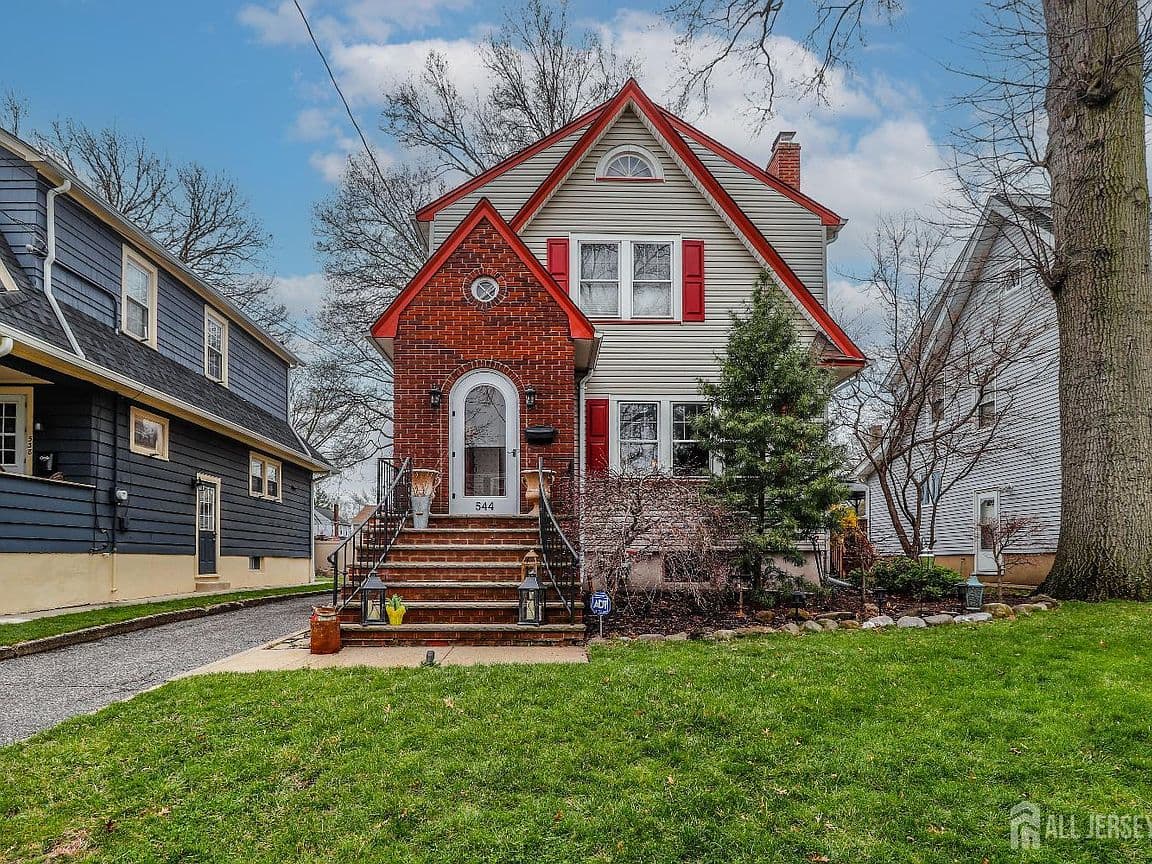 Primary listing photo
