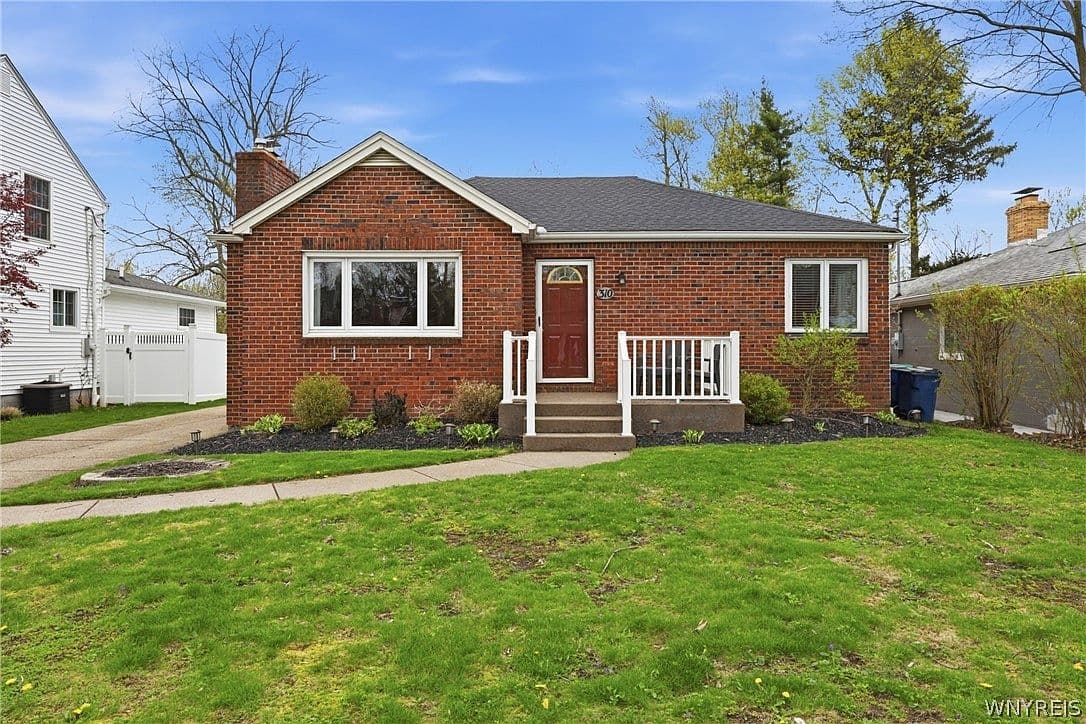 Primary listing photo