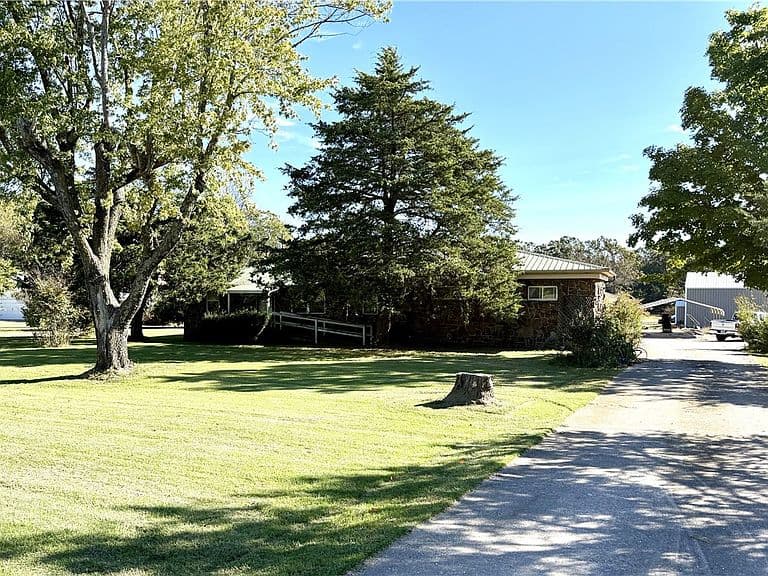 Listing photo