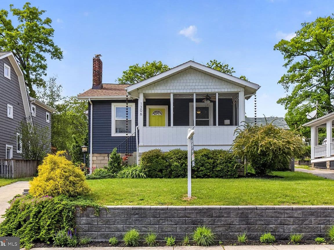 Primary listing photo