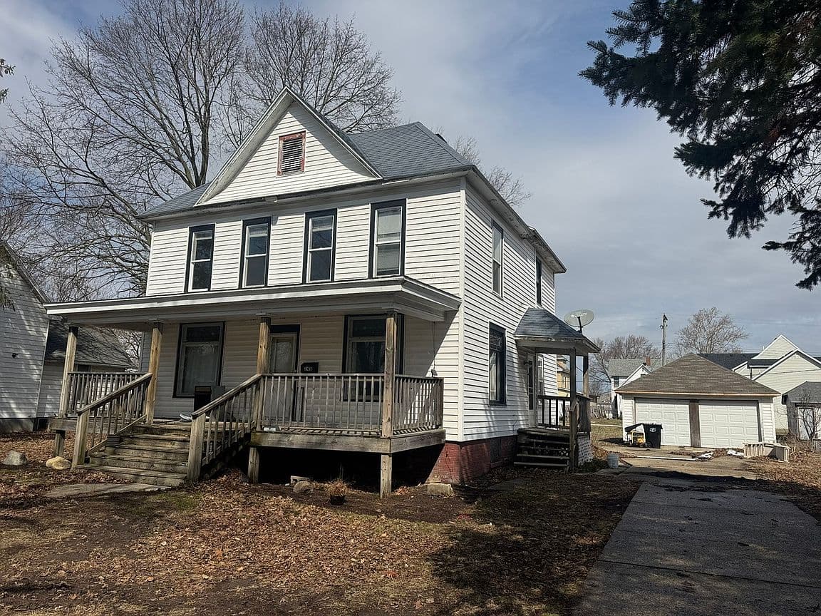 Primary listing photo