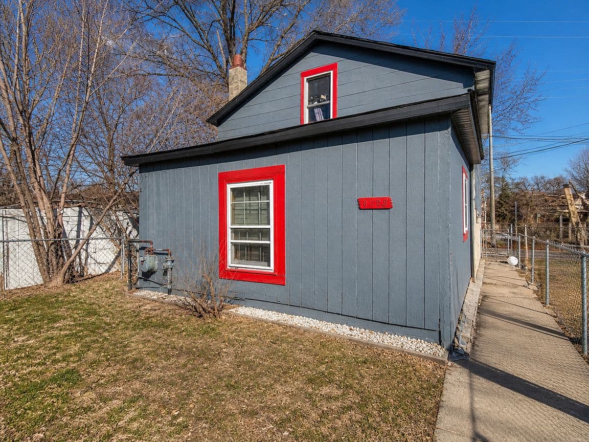 Primary listing photo