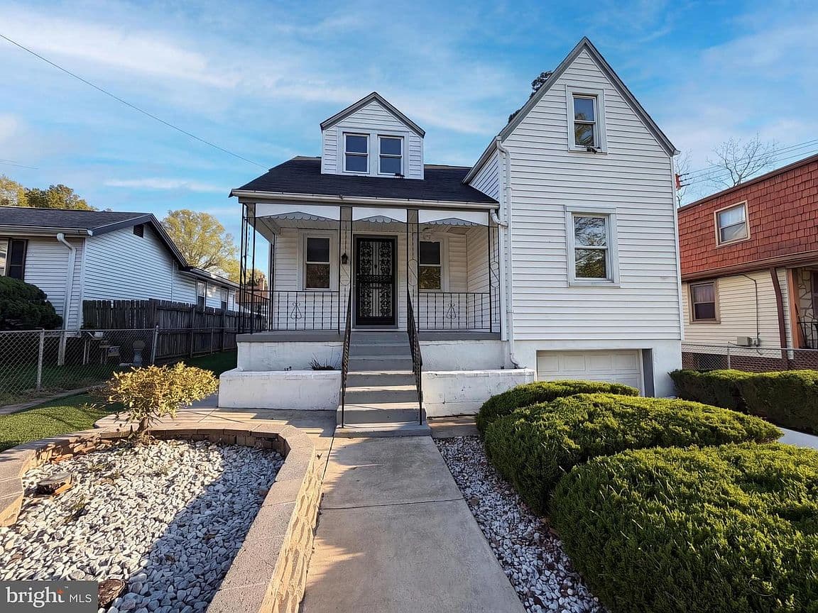 Primary listing photo