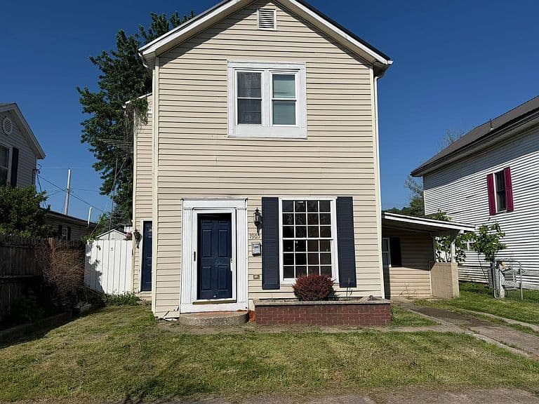 Listing photo 2