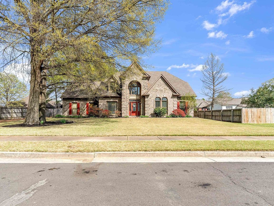 Primary listing photo