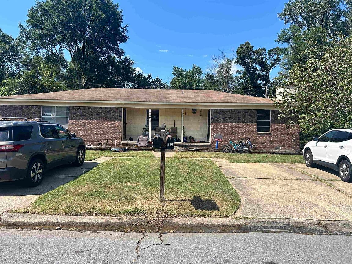 Primary listing photo