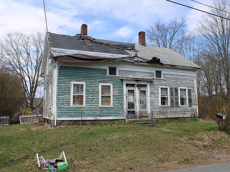 Listing photo 2