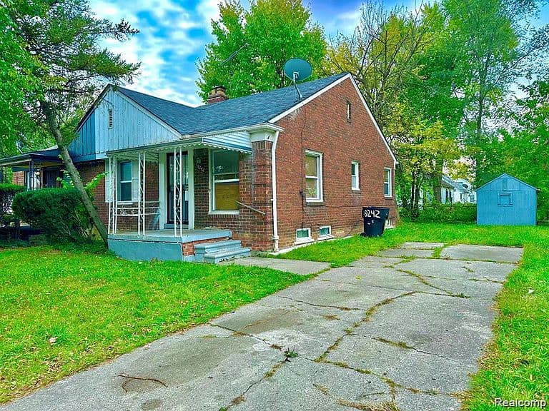 Listing photo 3