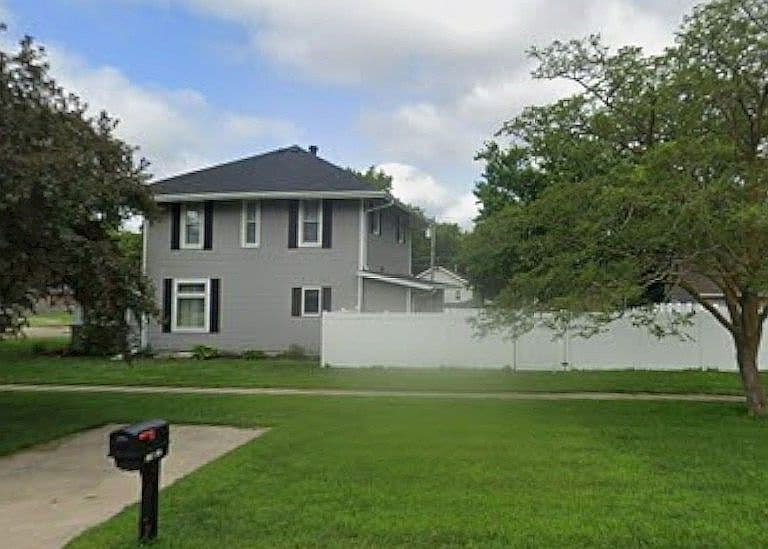 Listing photo