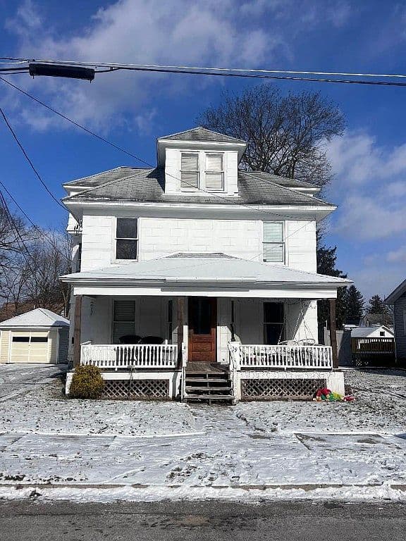 Primary listing photo