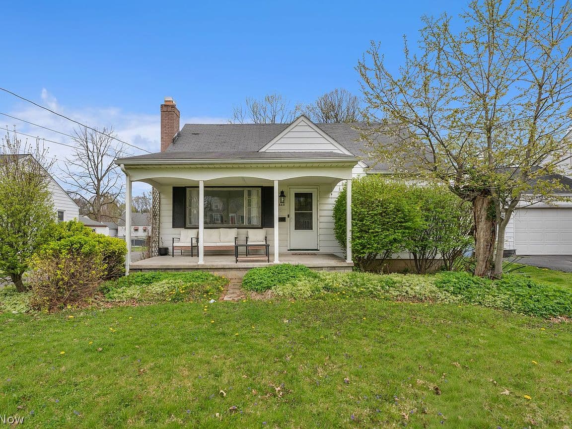 Primary listing photo