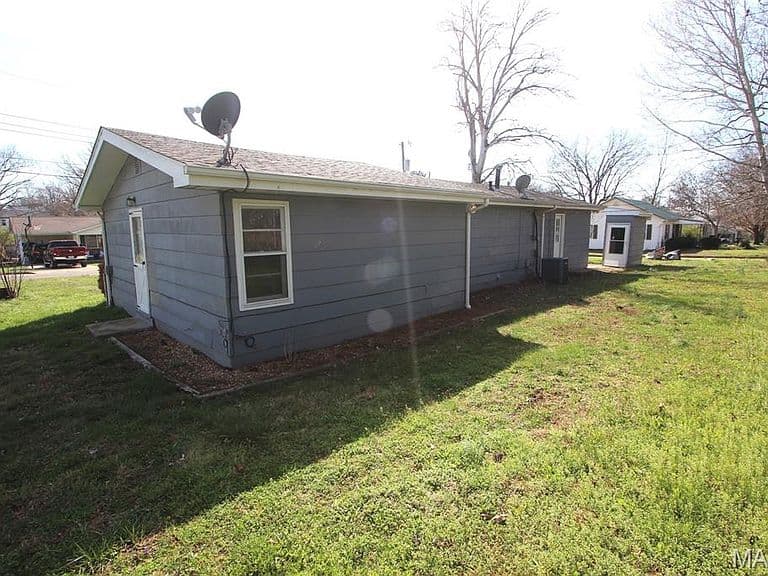 Listing photo 5