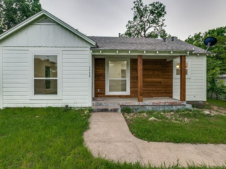 Listing photo