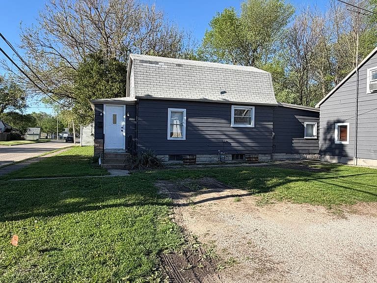 Listing photo 4