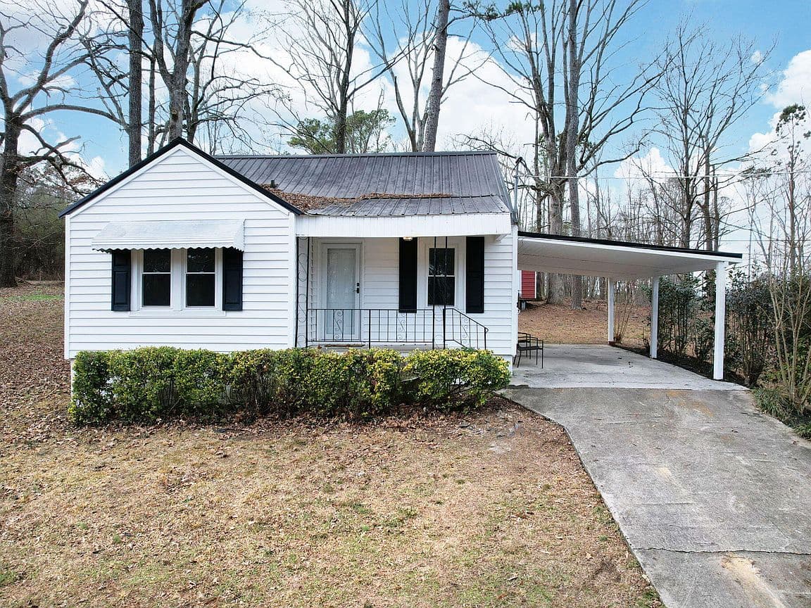 Primary listing photo