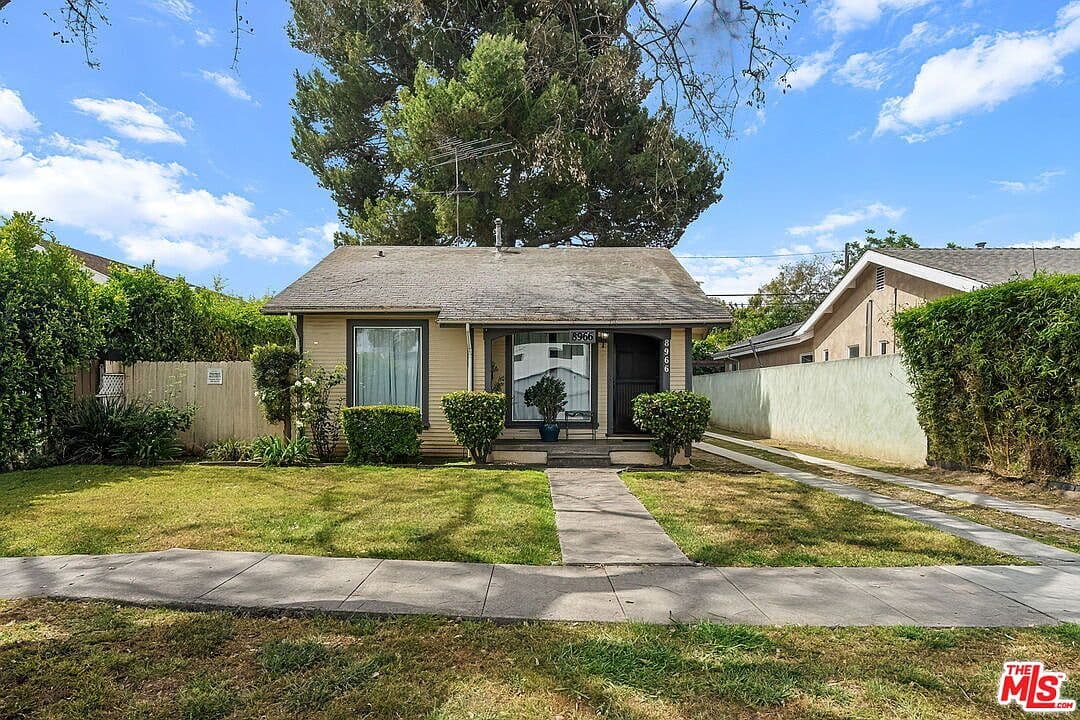 Primary listing photo