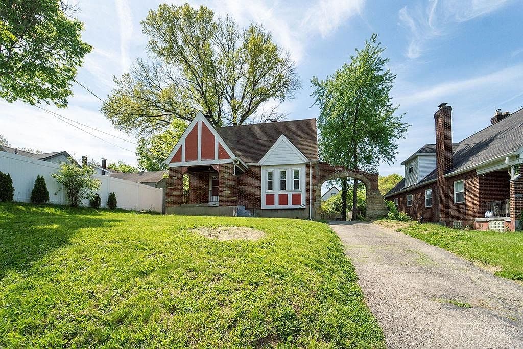 Primary listing photo