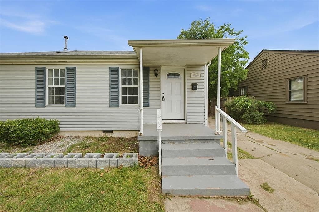 Primary listing photo