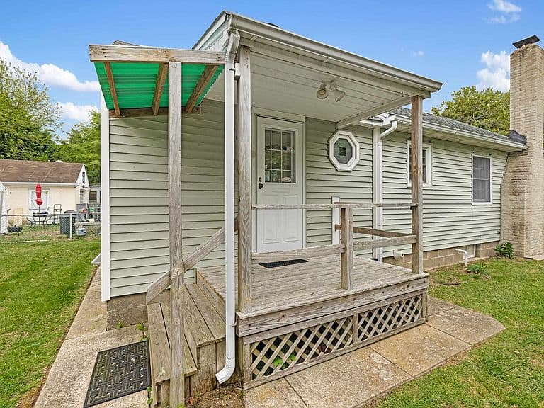 Listing photo 4
