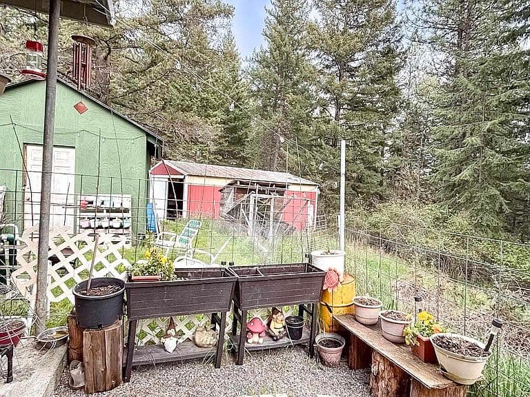 Listing photo 5