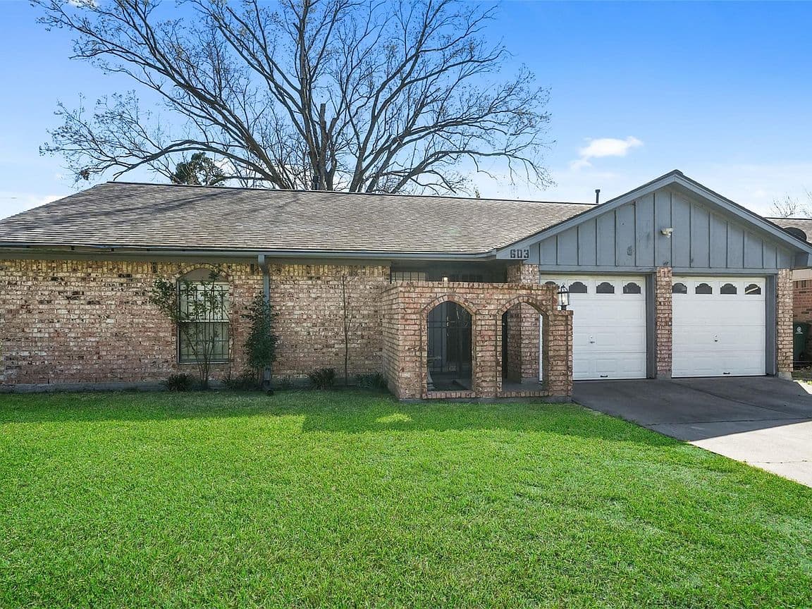 Primary listing photo