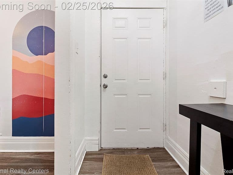 Listing photo 5
