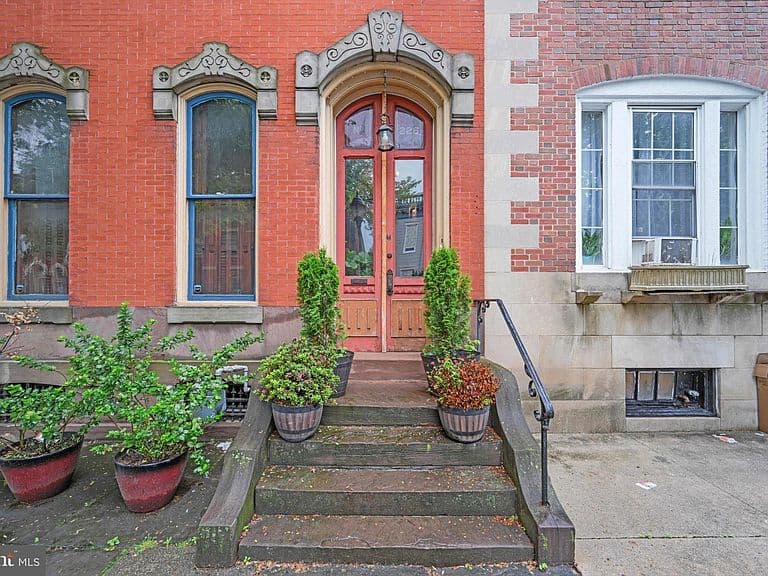 Listing photo 5