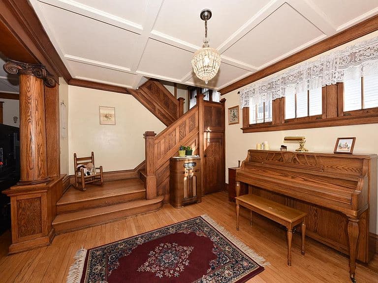 Listing photo 3